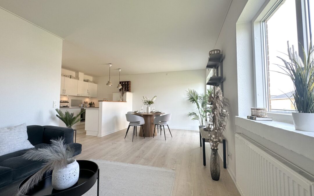 (2118-352) Engholms allé 1. sal