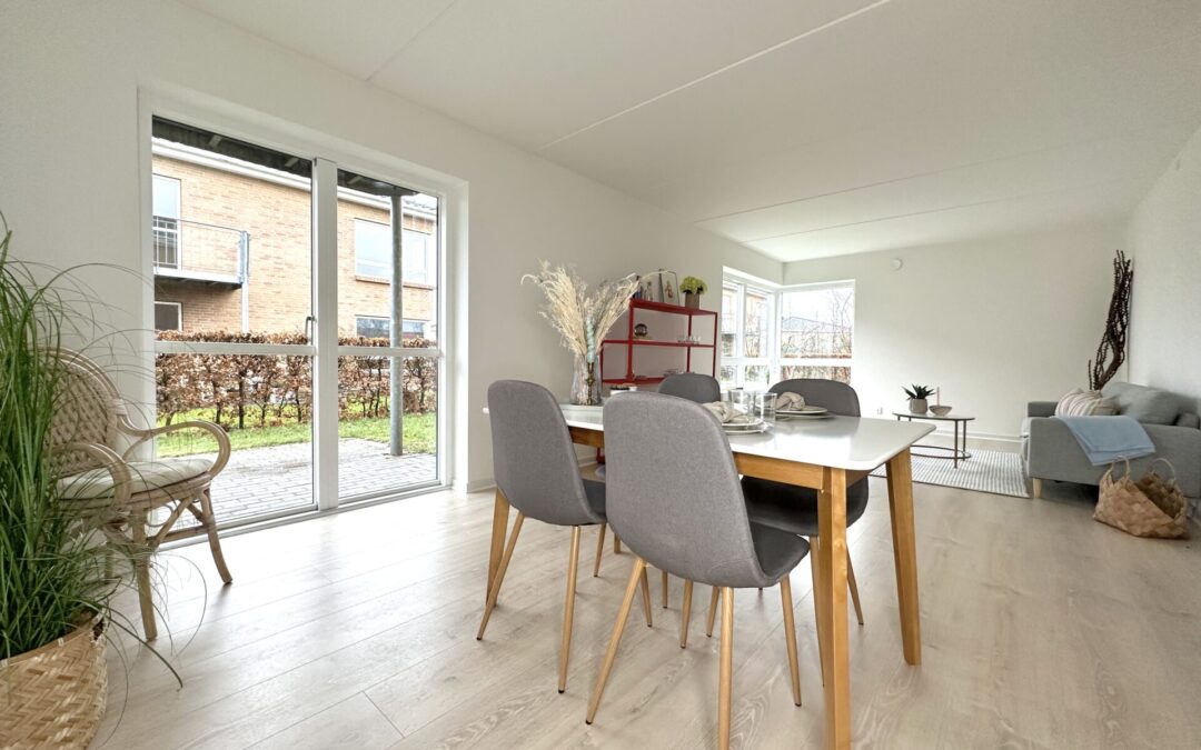 (2118-6) Engholms Allé st.